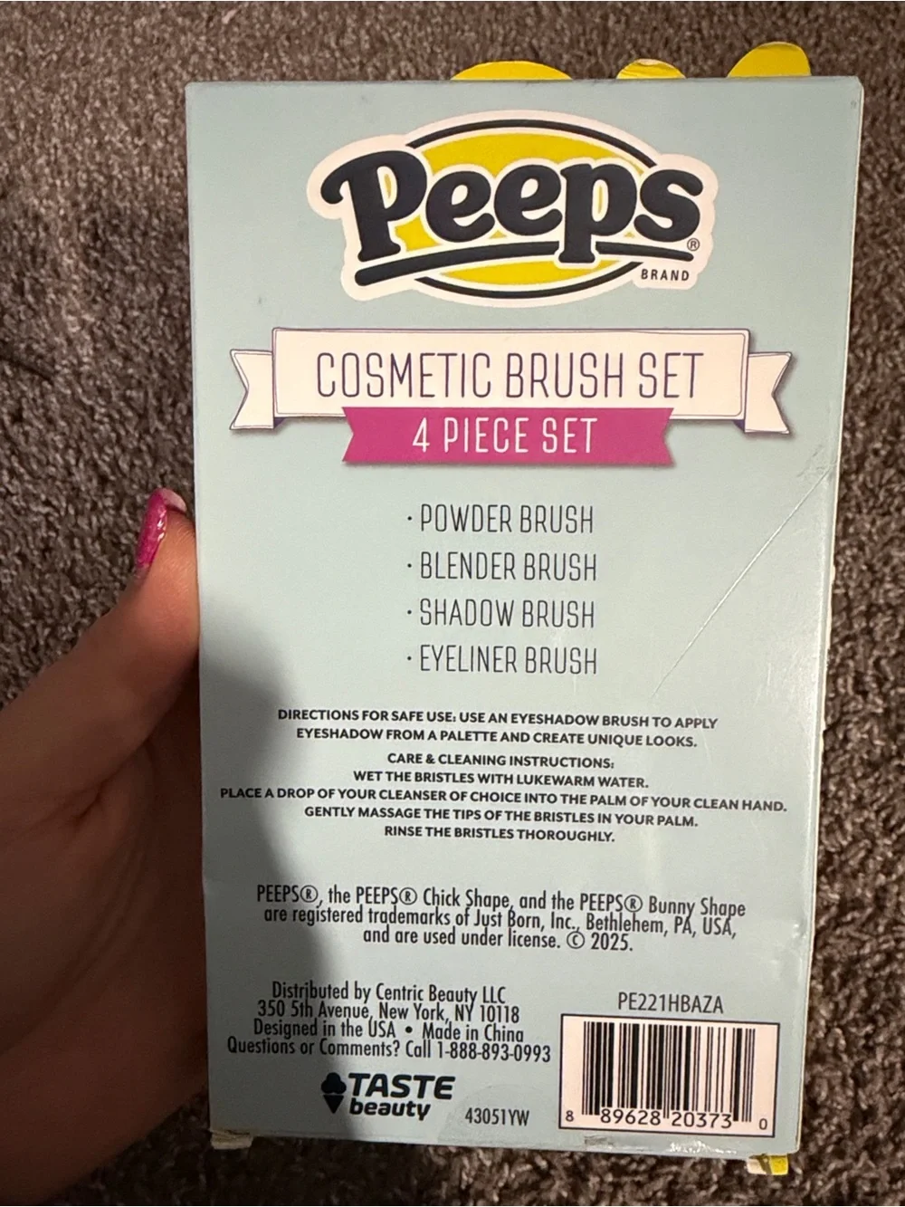 Peeps piece cosmetic
